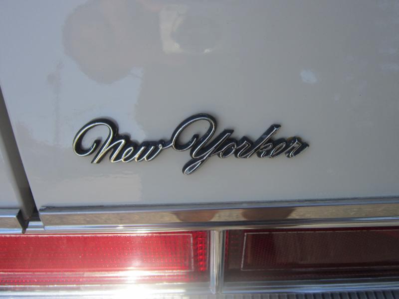 Chrysler New Yorker  1974