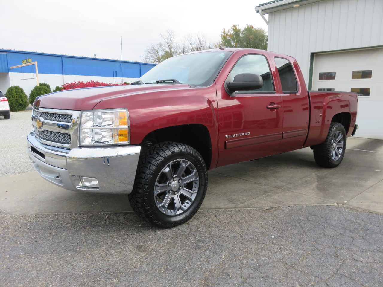 Chevrolet Silverado 1500 4WD Ext Cab 143.5" LT 2013 Chevrolet Silverado 1500 4WD Ext Cab 143.5" LT 2013