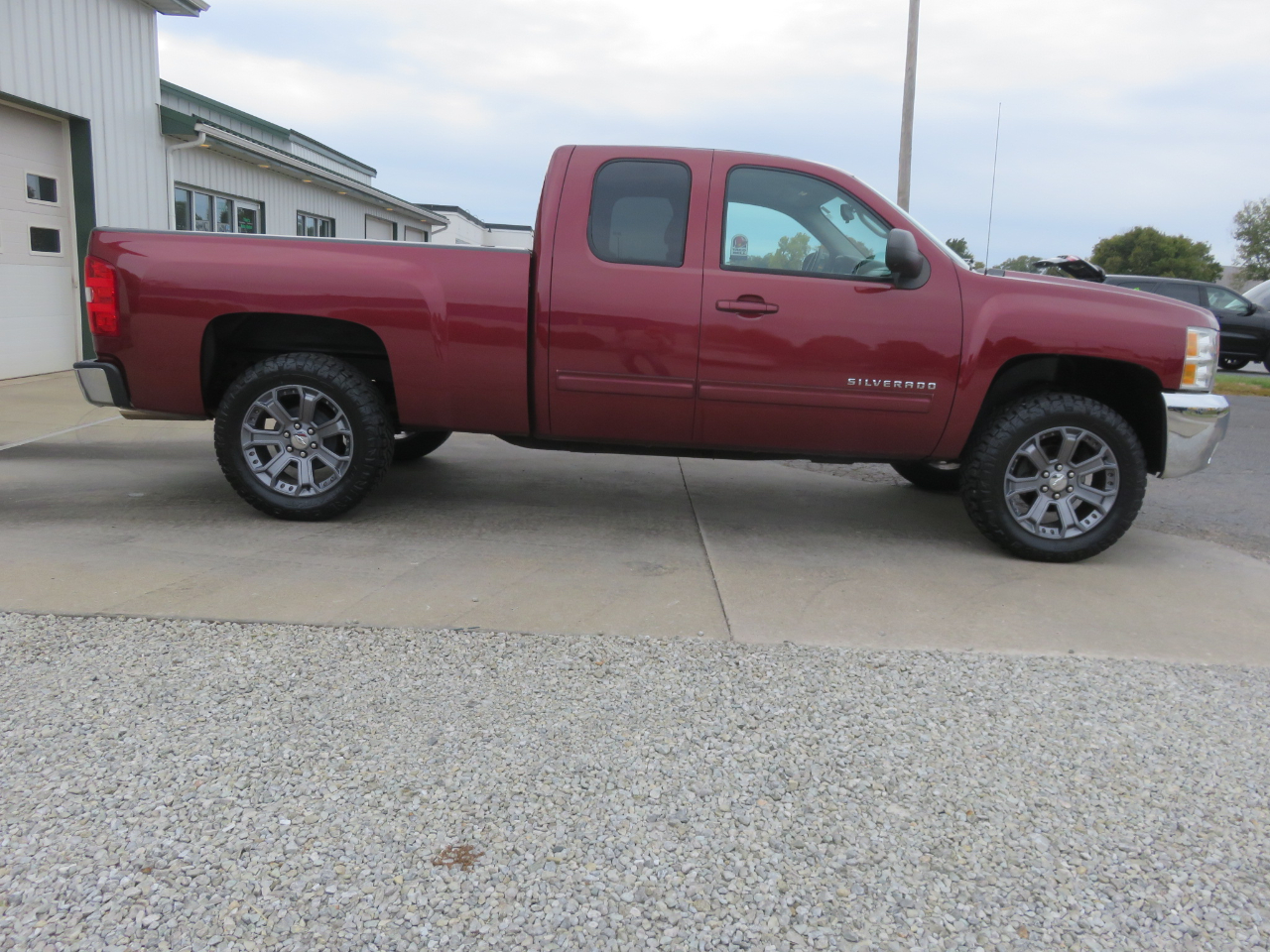Chevrolet Silverado 1500 4WD Ext Cab 143.5" LT 2013 Chevrolet Silverado 1500 4WD Ext Cab 143.5" LT 2013