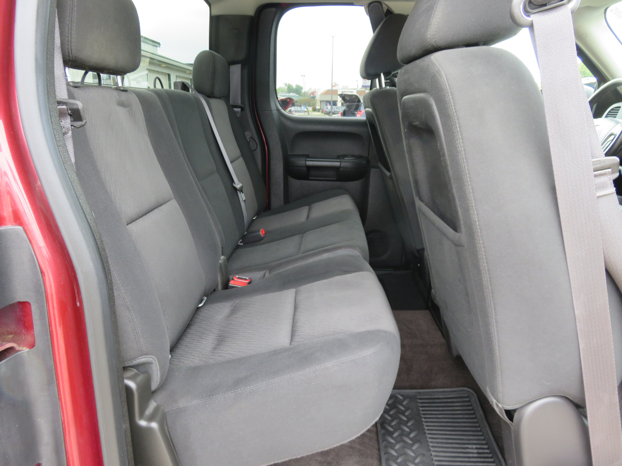 Chevrolet Silverado 1500 4WD Ext Cab 143.5" LT 2013 Chevrolet Silverado 1500 4WD Ext Cab 143.5" LT 2013