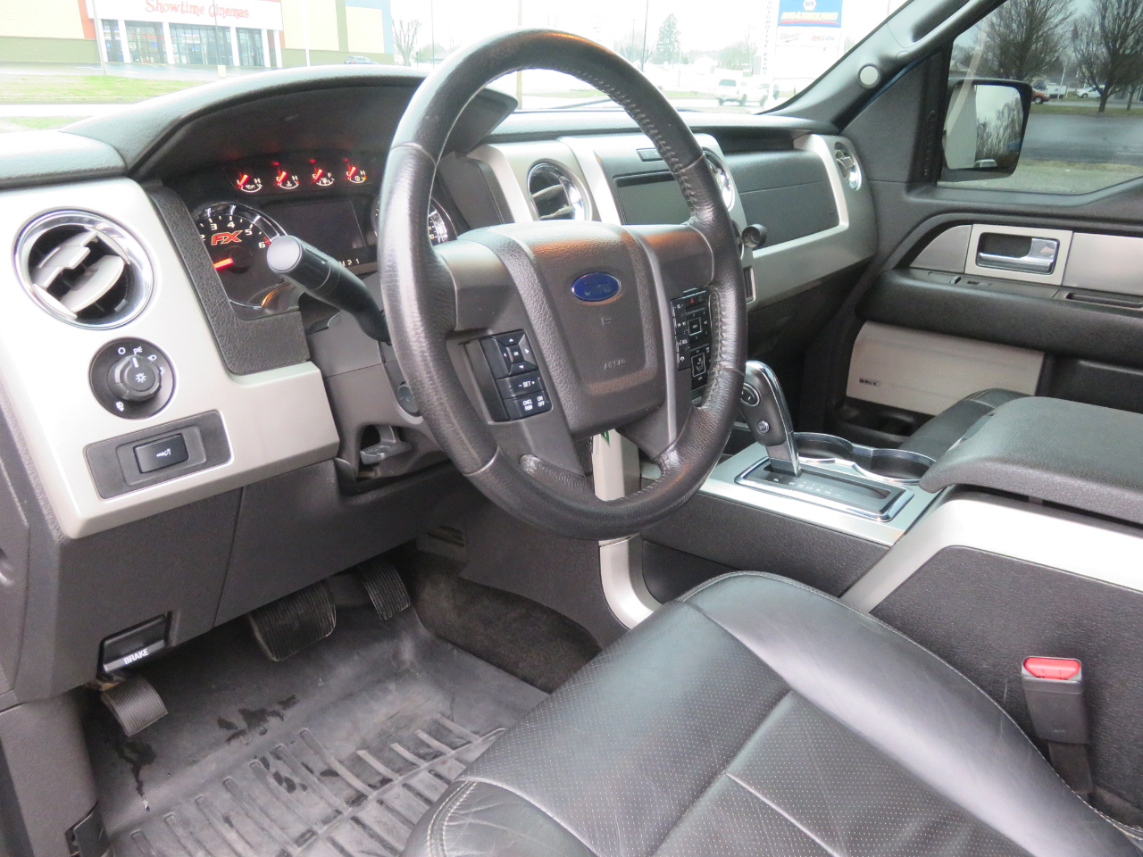 Ford F-150 4WD SuperCrew 145" FX4 2013