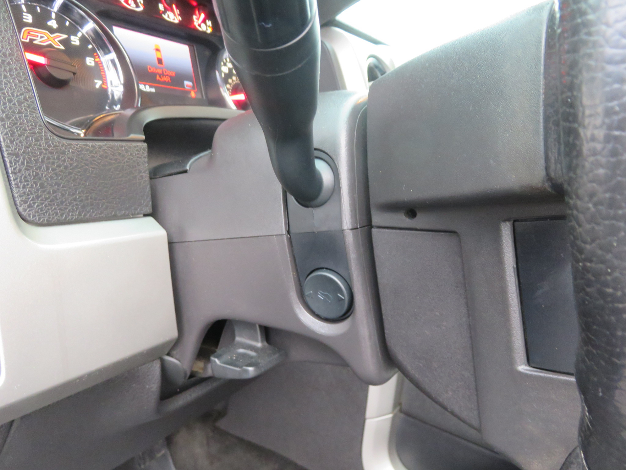 Ford F-150 4WD SuperCrew 145" FX4 2013