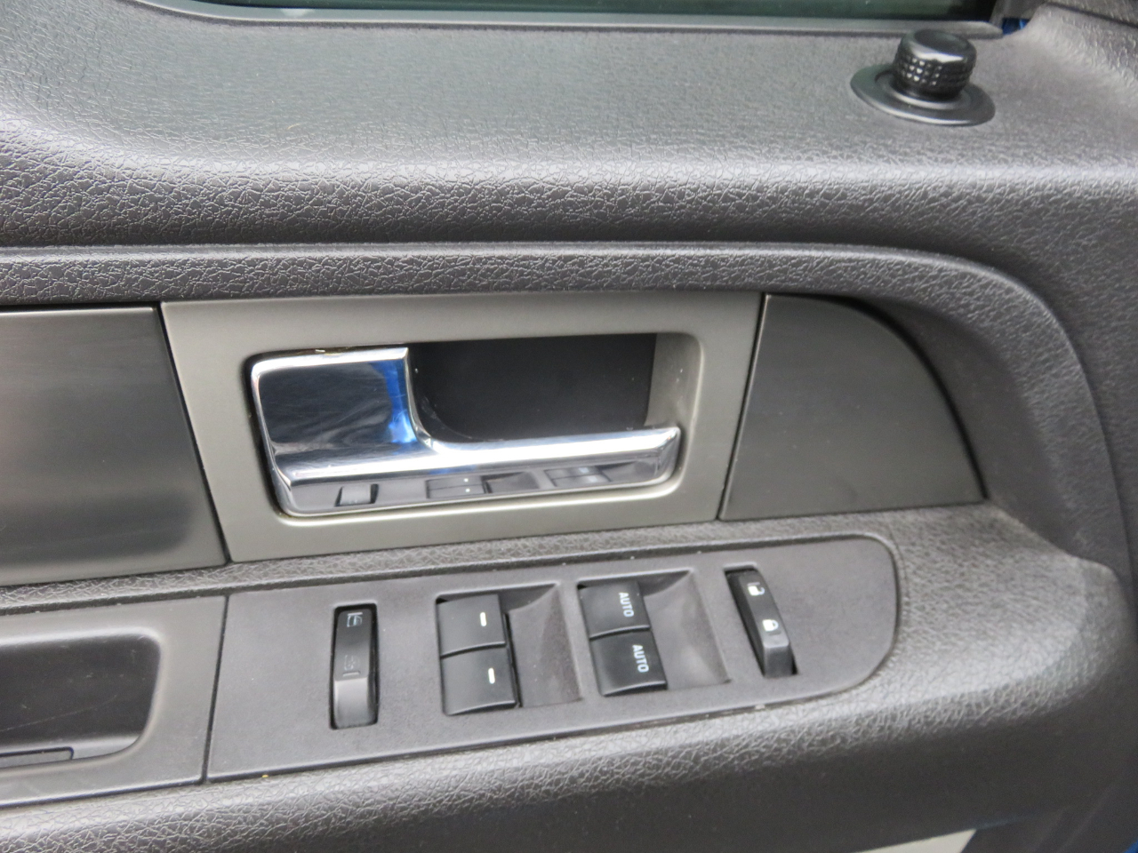 Ford F-150 4WD SuperCrew 145" FX4 2013