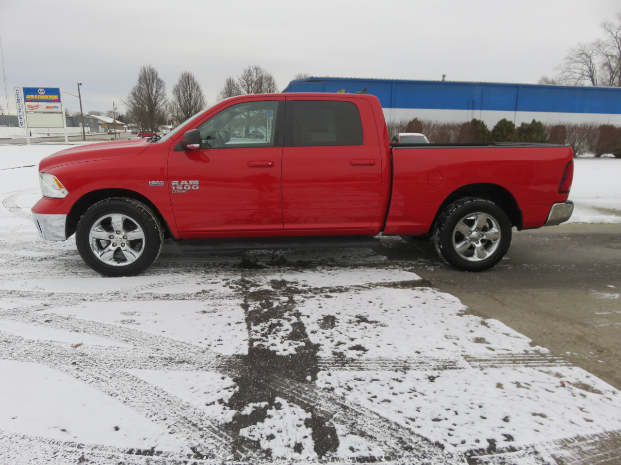 RAM 1500 Classic Big Horn 4x4 Crew Cab 6'4" Box 2019