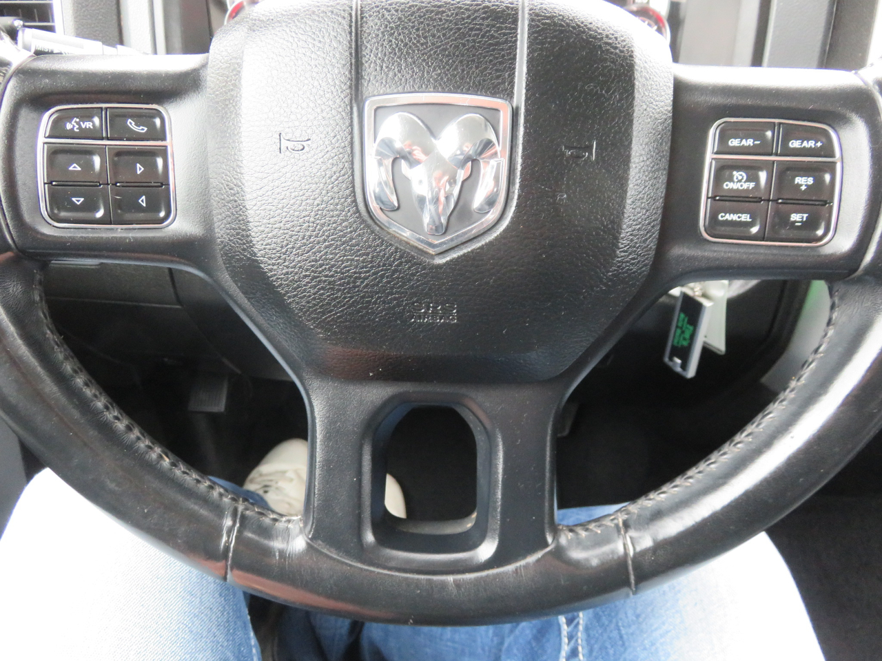 RAM 1500 Classic Big Horn 4x4 Crew Cab 6'4" Box 2019