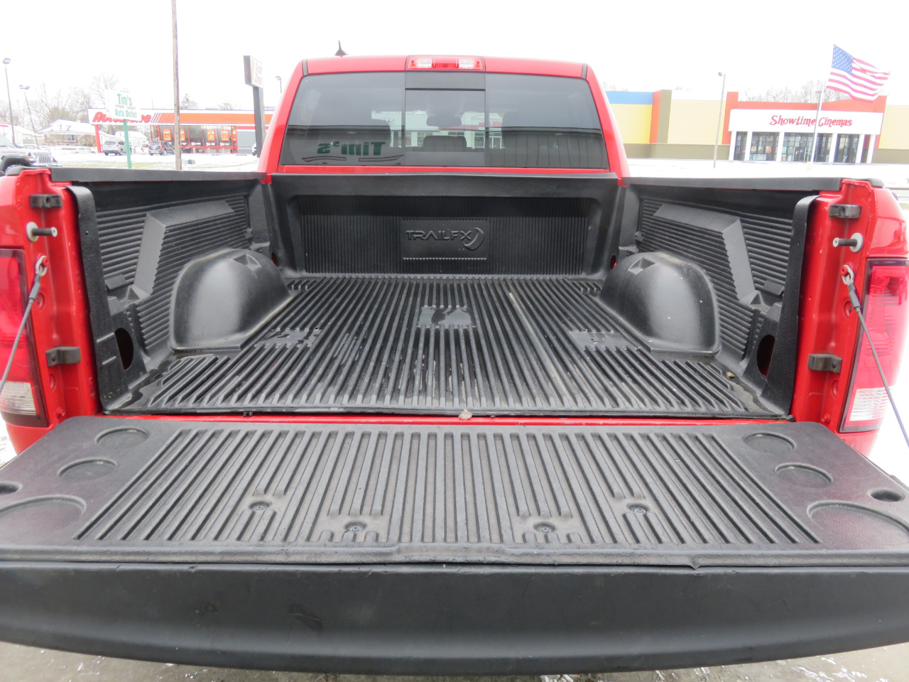 RAM 1500 Classic Big Horn 4x4 Crew Cab 6'4" Box 2019