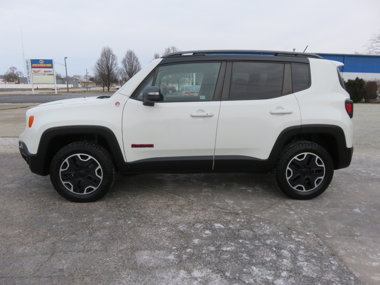 Jeep Renegade 4WD 4dr Trailhawk 2015