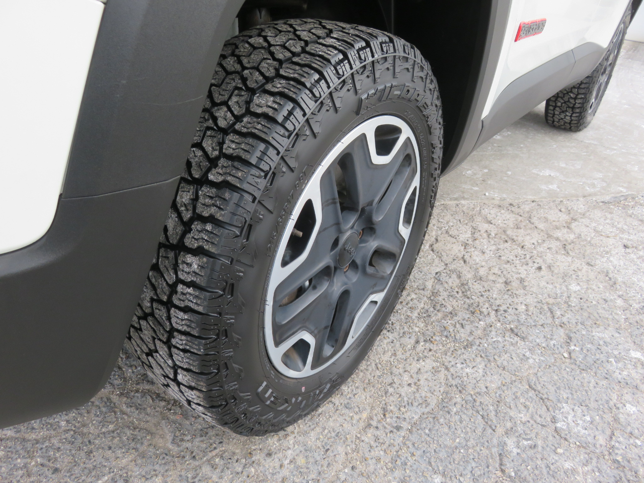 Jeep Renegade 4WD 4dr Trailhawk 2015