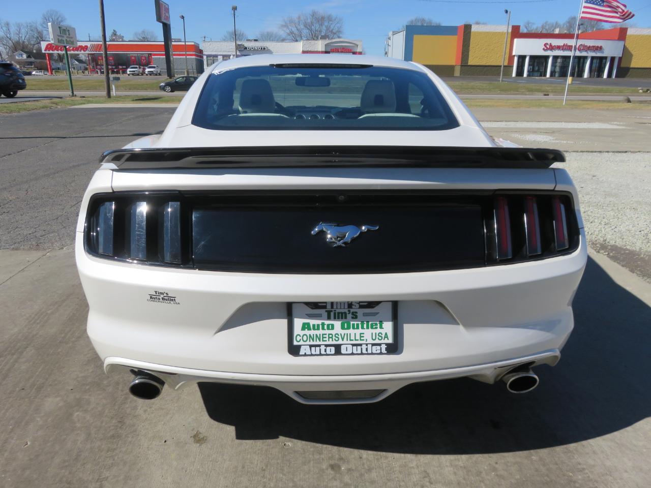 Ford Mustang EcoBoost Fastback 2017