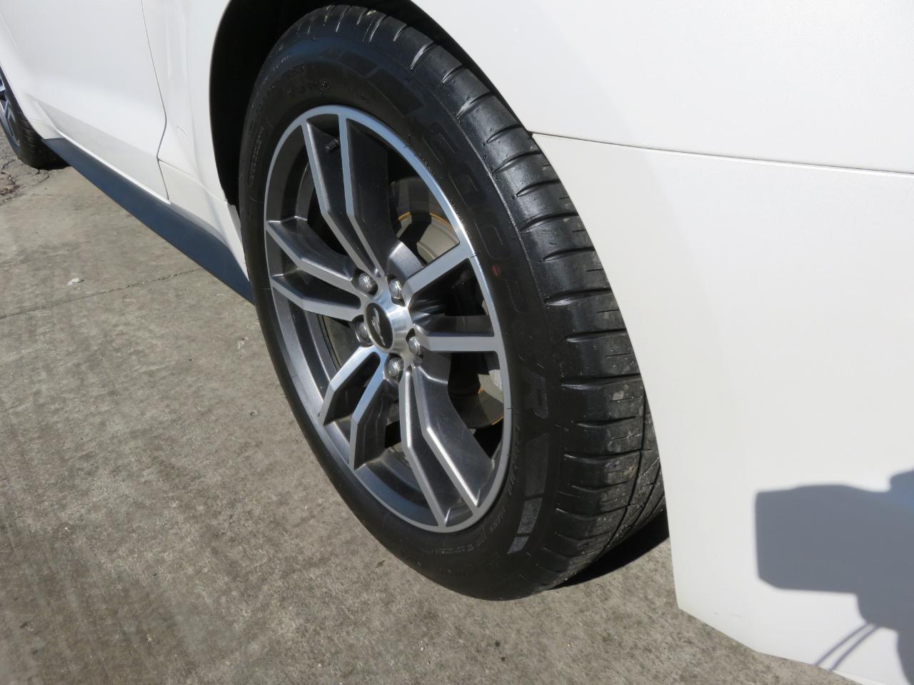 Ford Mustang EcoBoost Fastback 2017