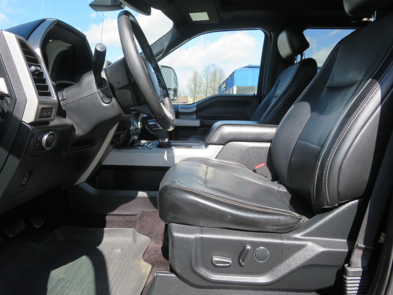 Ford F-150 Lariat 4WD SuperCrew 6.5' Box 2017