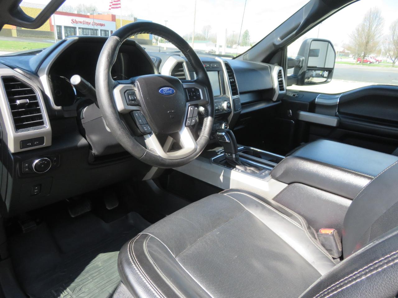 Ford F-150 Lariat 4WD SuperCrew 6.5' Box 2017