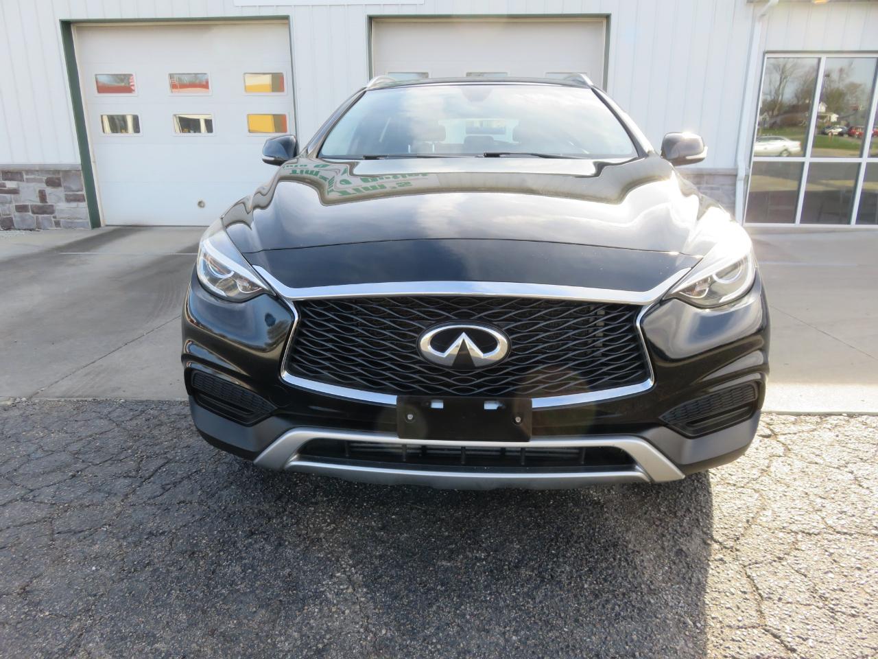 Infiniti QX30 Luxury AWD 2018
