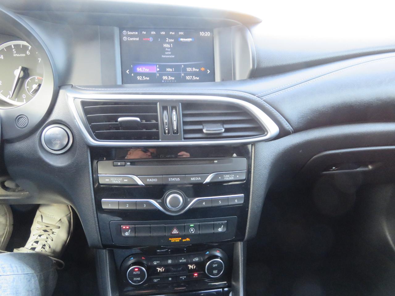 Infiniti QX30 Luxury AWD 2018