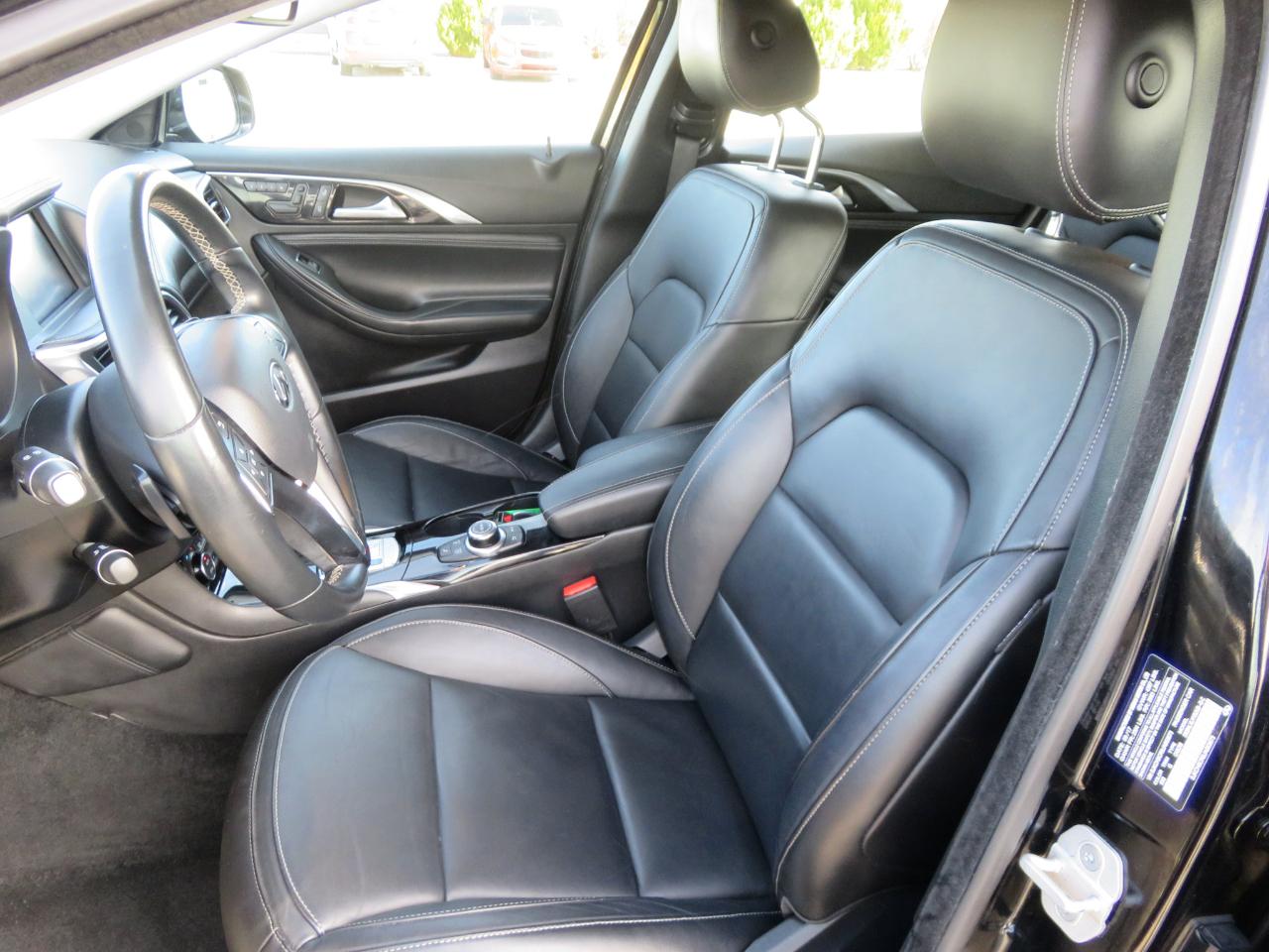 Infiniti QX30 Luxury AWD 2018