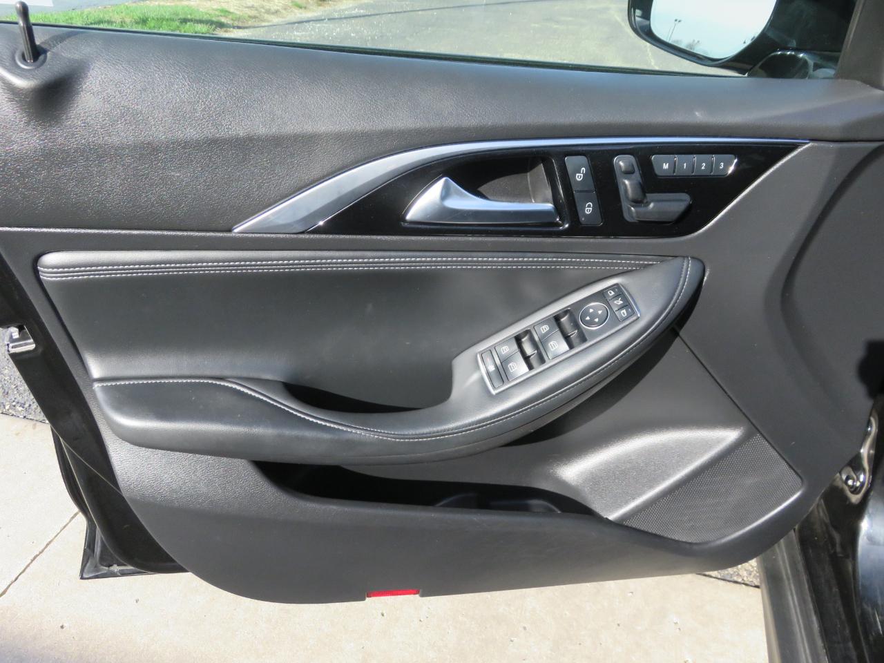 Infiniti QX30 Luxury AWD 2018