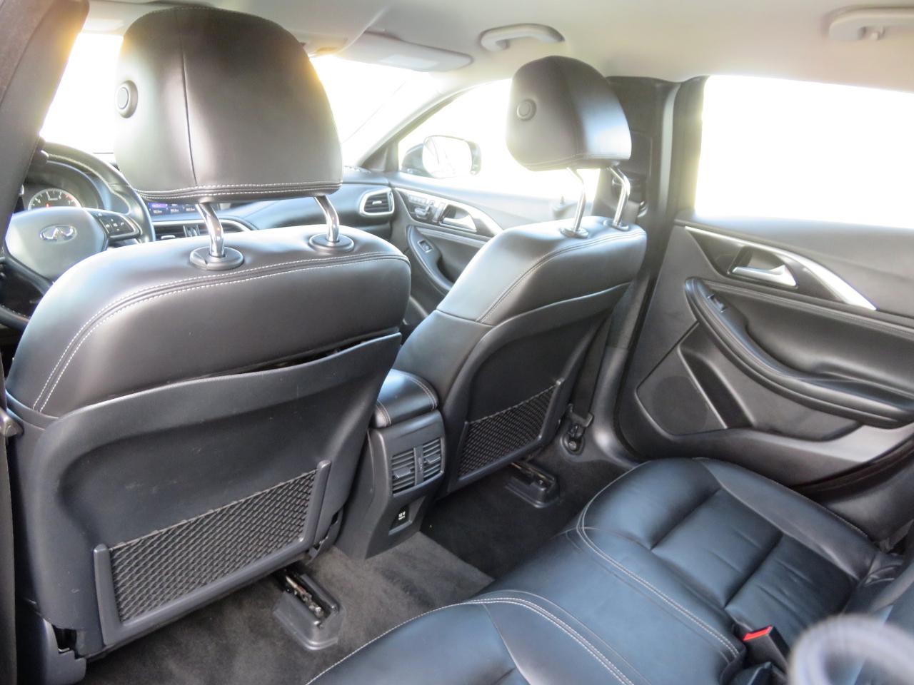 Infiniti QX30 Luxury AWD 2018