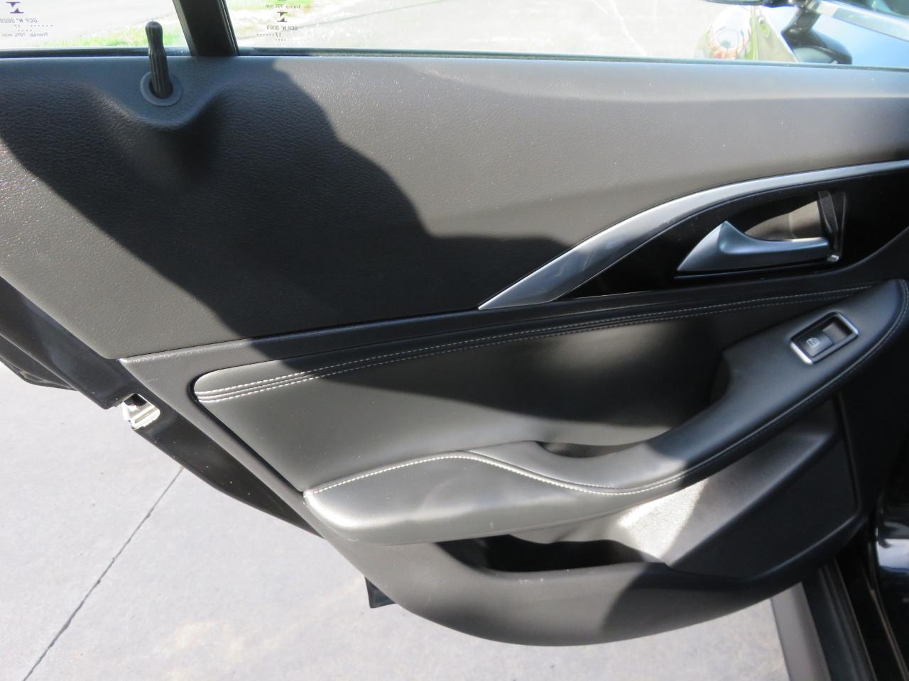 Infiniti QX30 Luxury AWD 2018