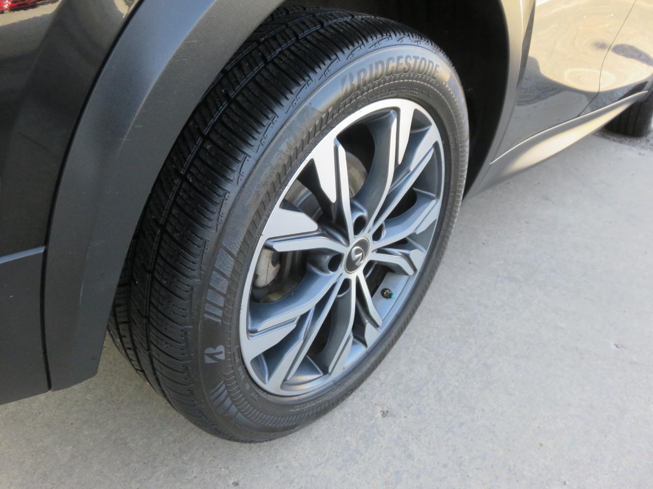 Infiniti QX30 Luxury AWD 2018