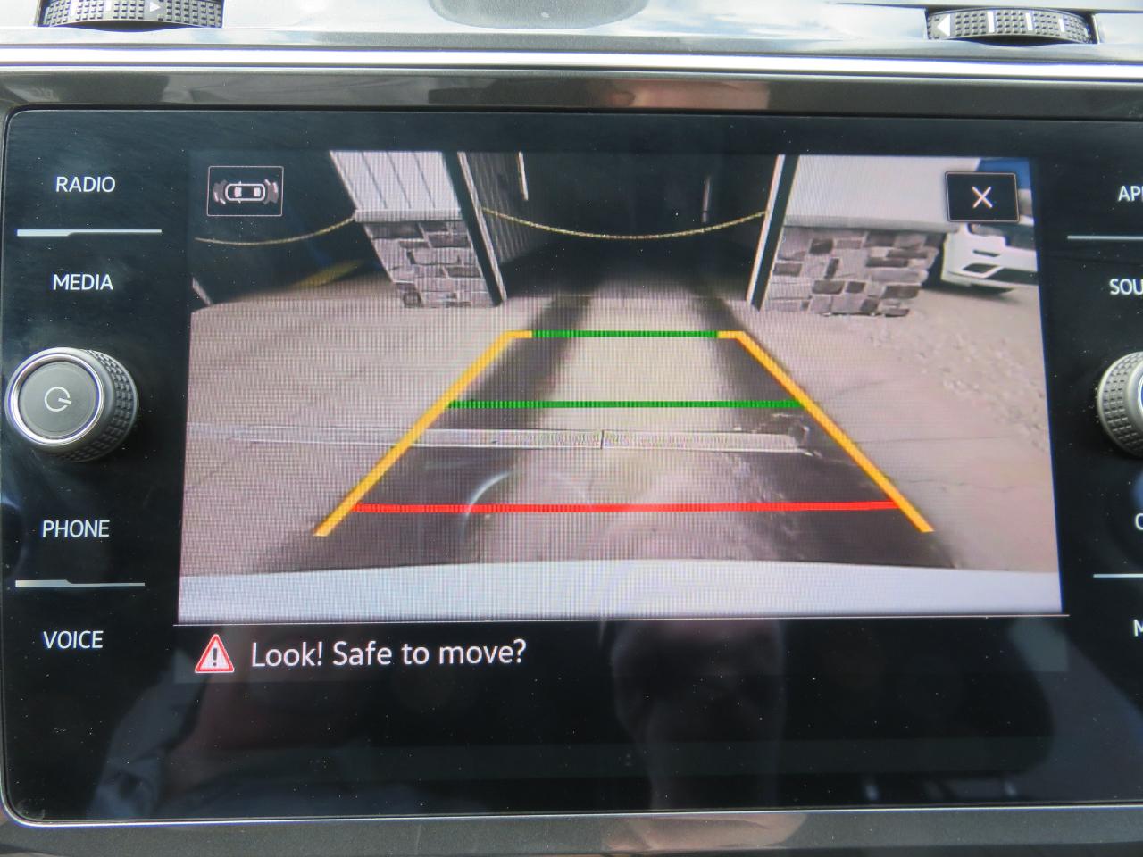 Volkswagen Tiguan 2.0T SE FWD 2022