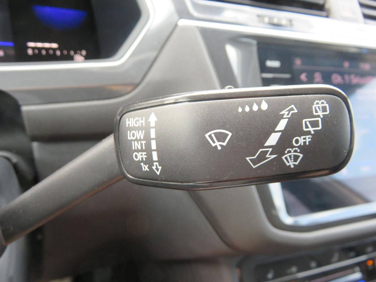 Volkswagen Tiguan 2.0T SE FWD 2022