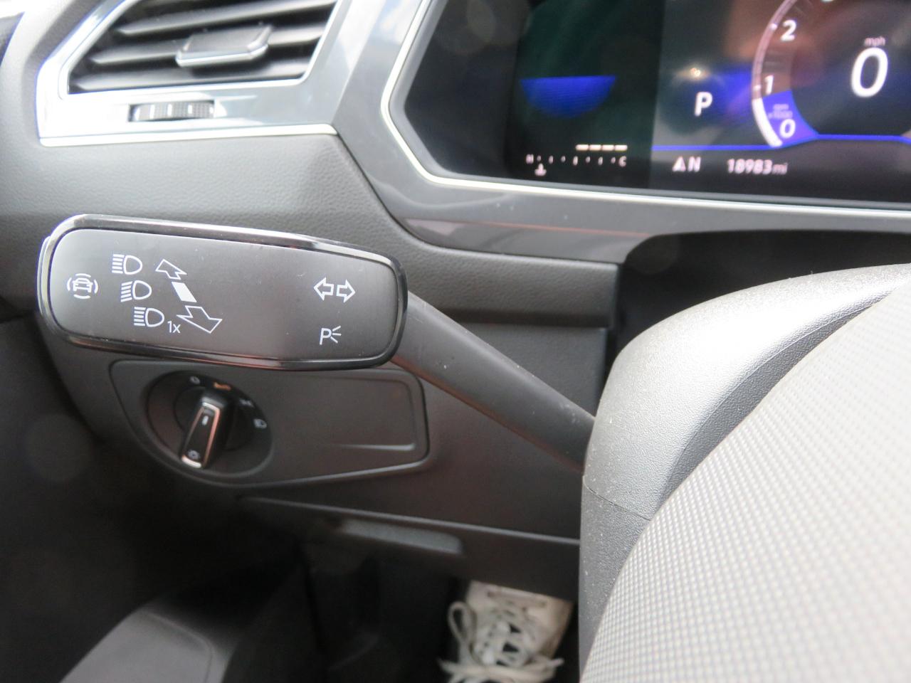 Volkswagen Tiguan 2.0T SE FWD 2022