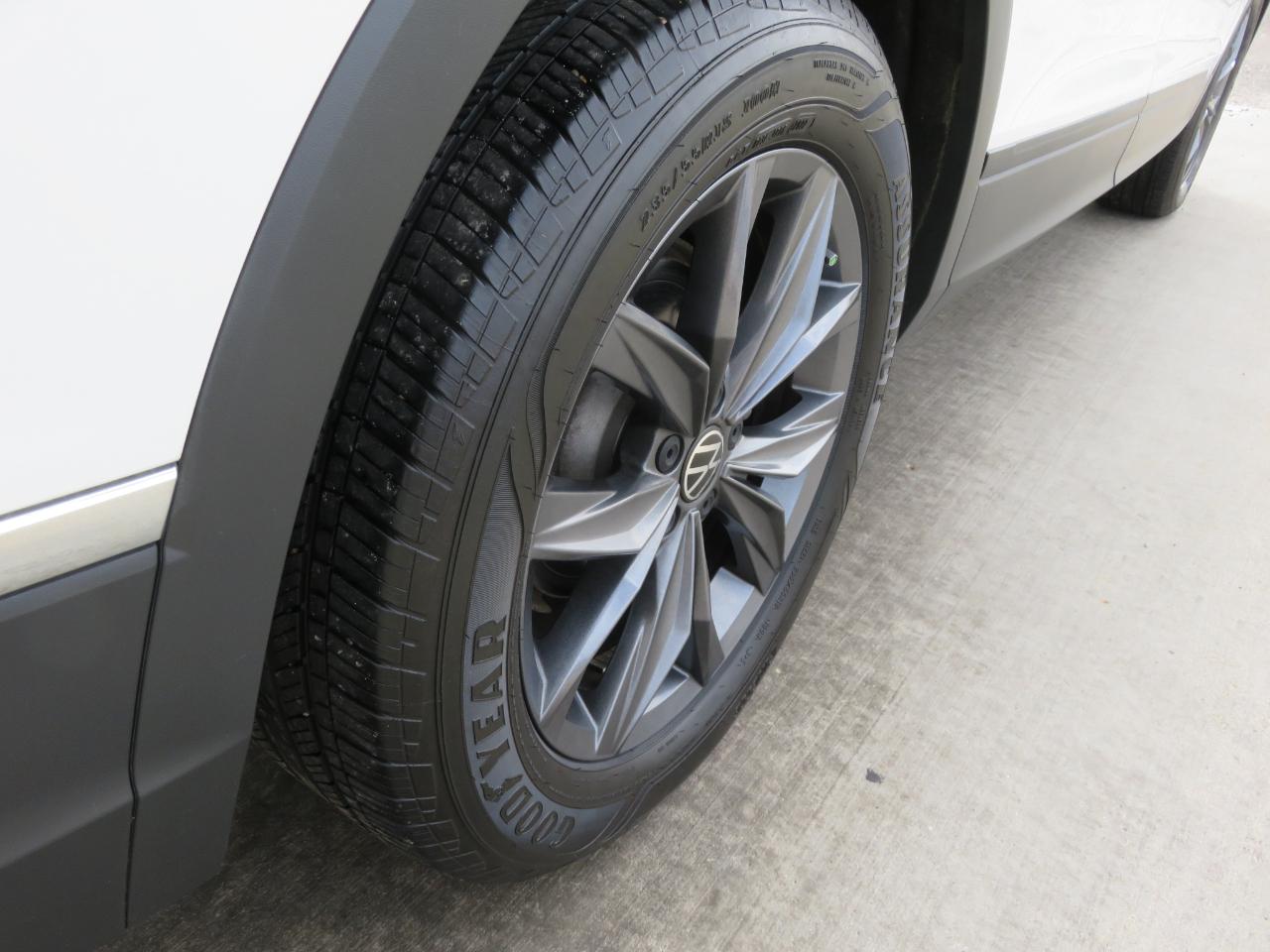 Volkswagen Tiguan 2.0T SE FWD 2022