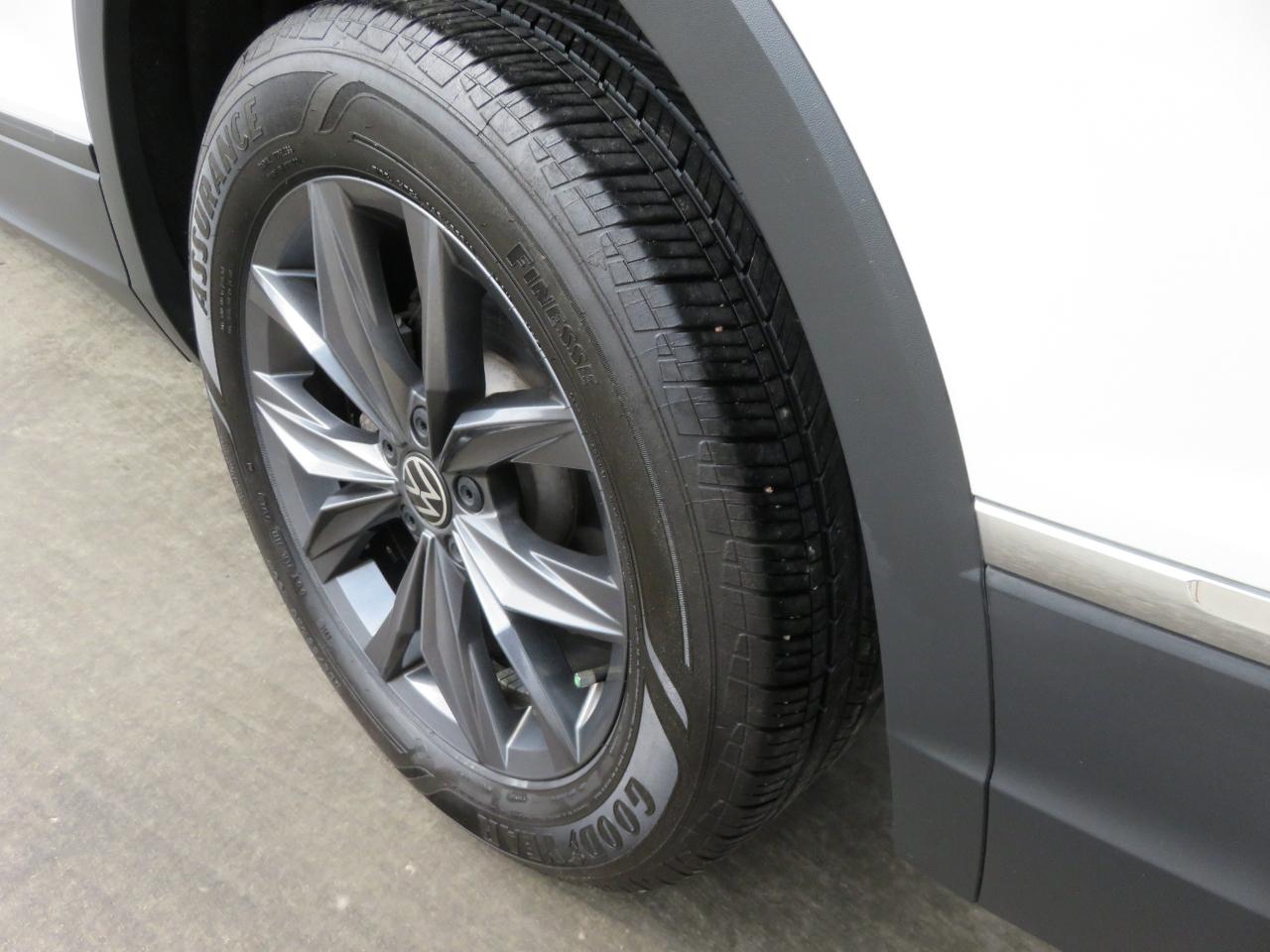 Volkswagen Tiguan 2.0T SE FWD 2022