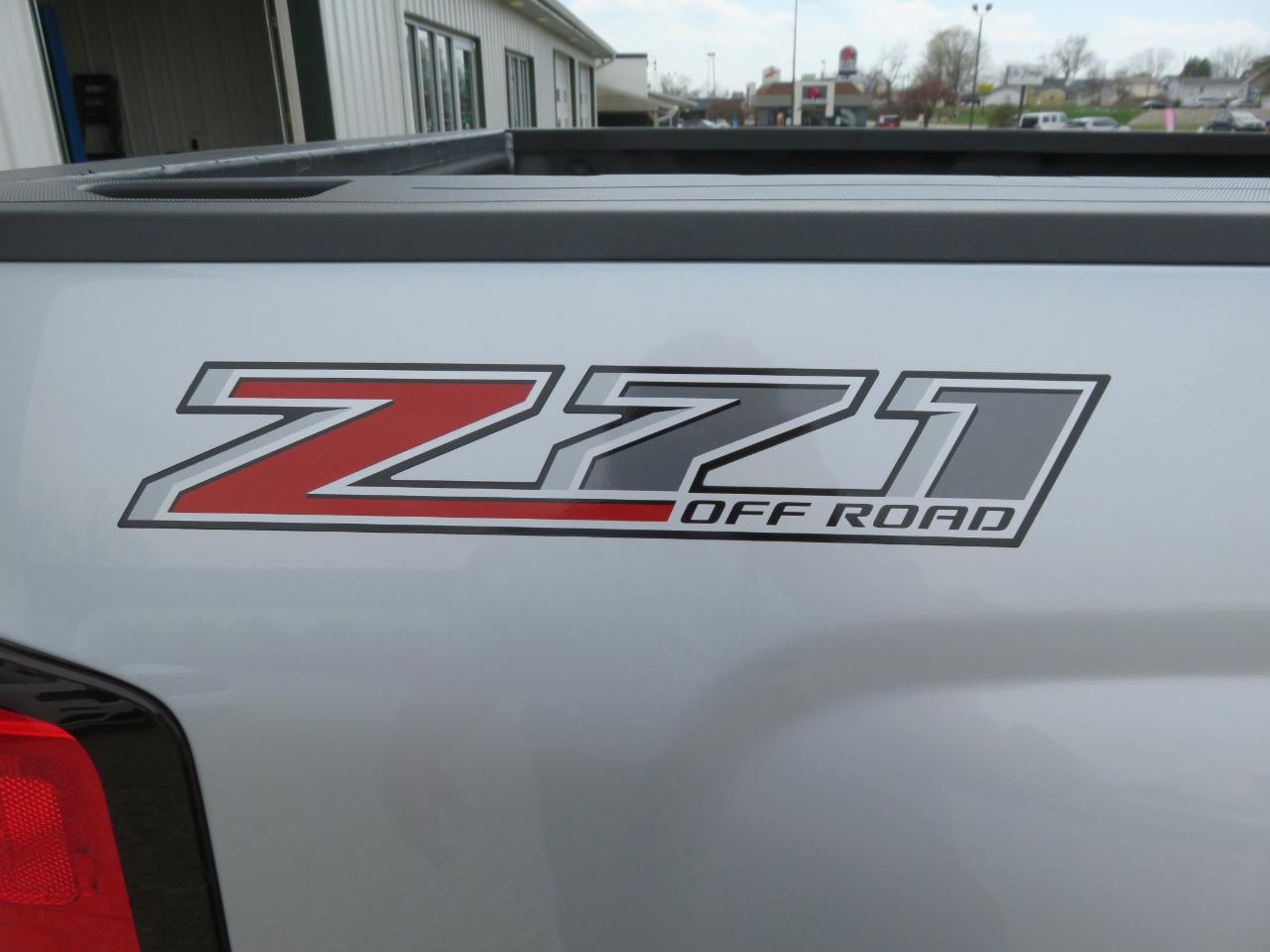 Chevrolet Silverado 1500 4WD Double Cab 143.5" LT w/2LT 2017