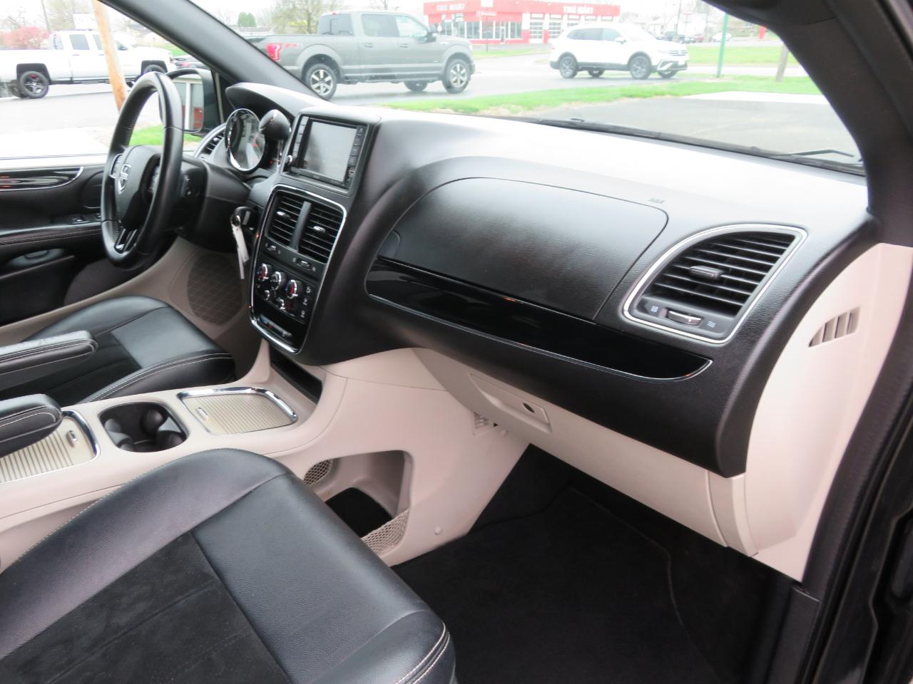 Dodge Grand Caravan SXT Wagon 2018