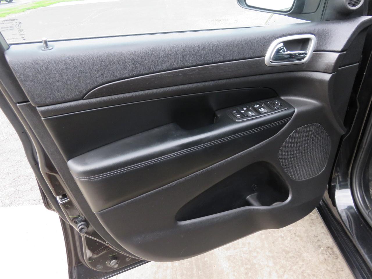 Jeep Grand Cherokee 4WD 4dr Altitude 2015