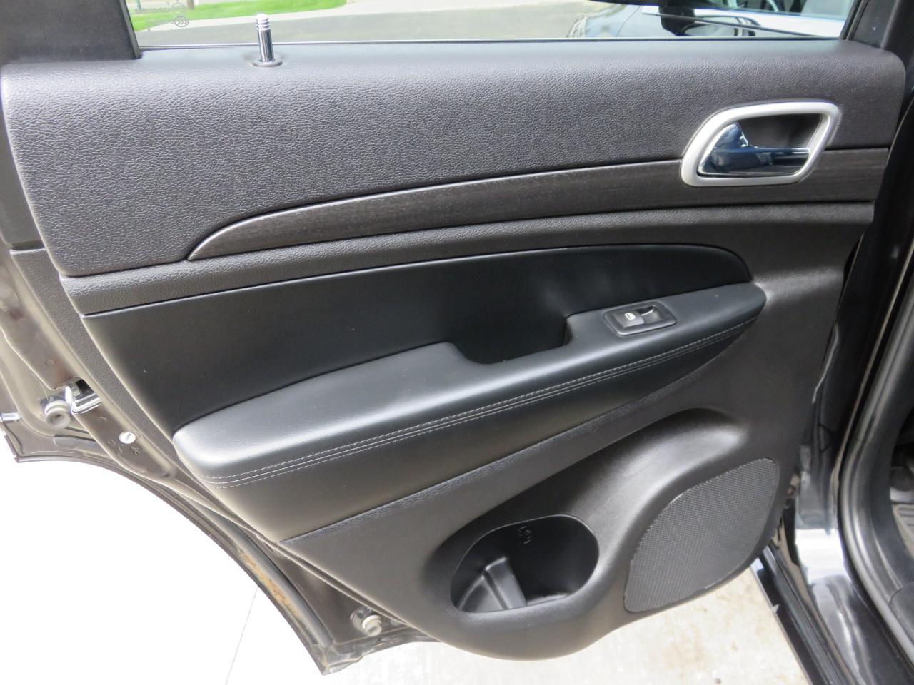 Jeep Grand Cherokee 4WD 4dr Altitude 2015