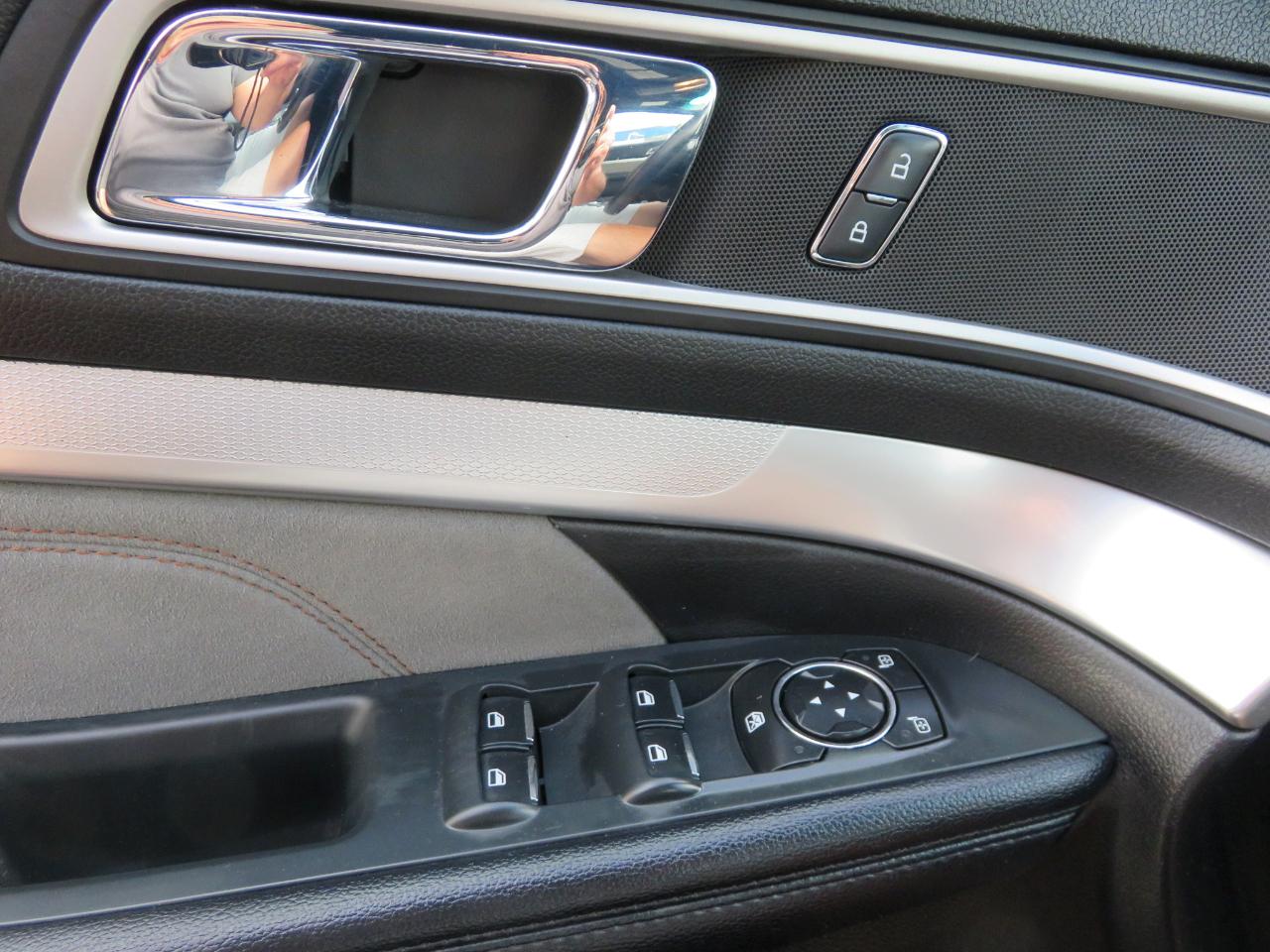 Ford Explorer XLT FWD 2017