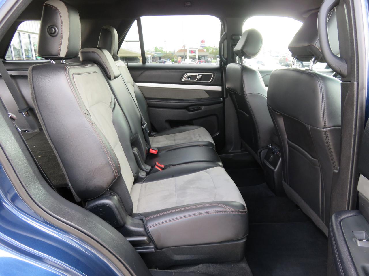 Ford Explorer XLT FWD 2017