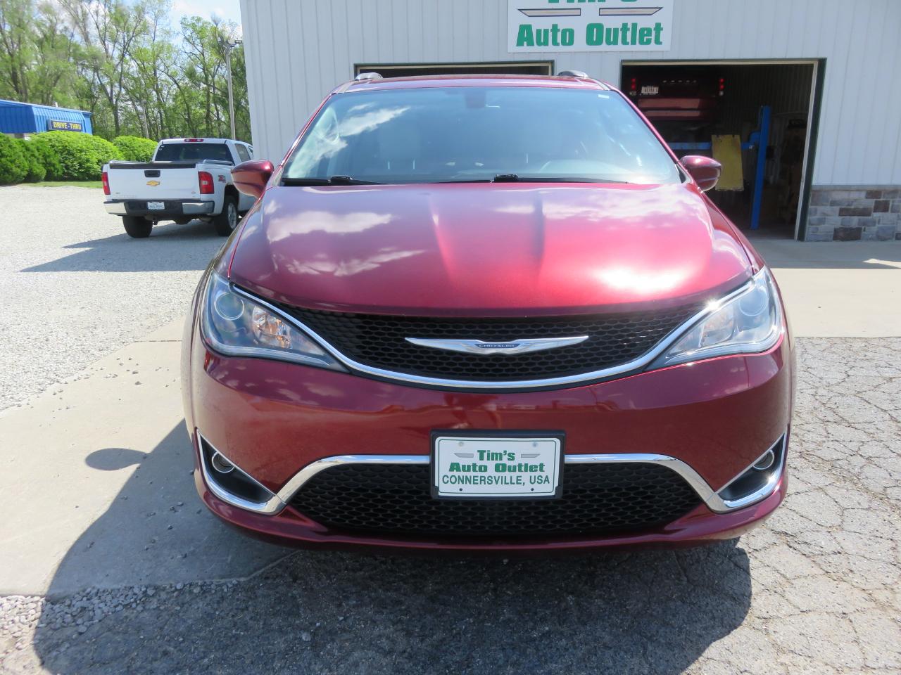 Chrysler Pacifica Touring-L Plus FWD 2017