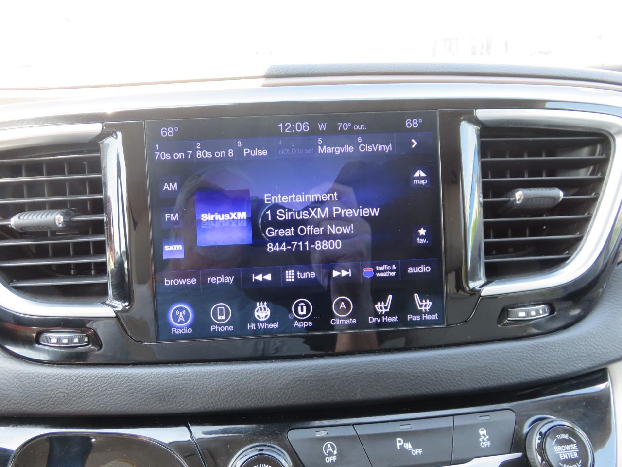 Chrysler Pacifica Touring-L Plus FWD 2017