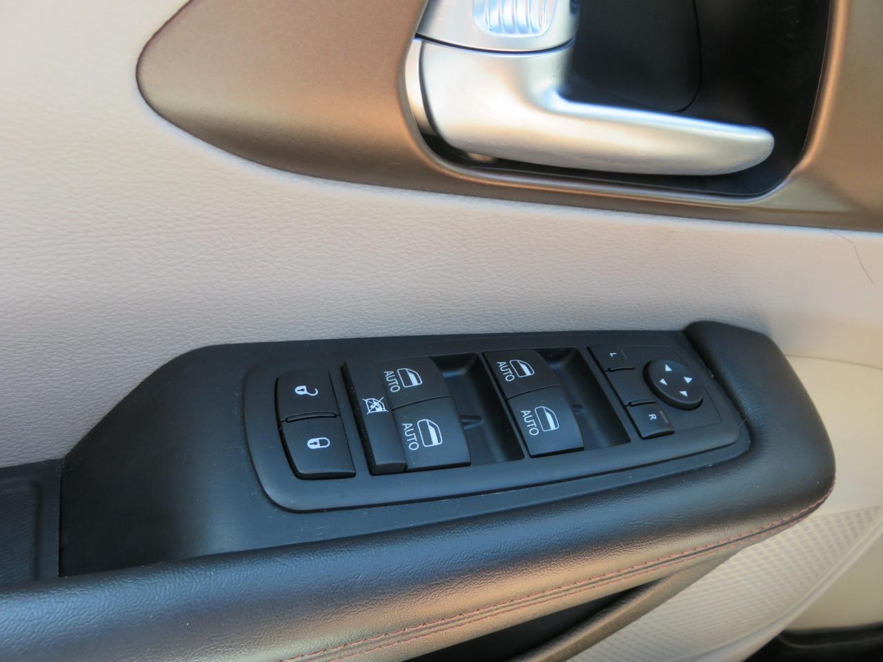 Chrysler Pacifica Touring-L Plus FWD 2017