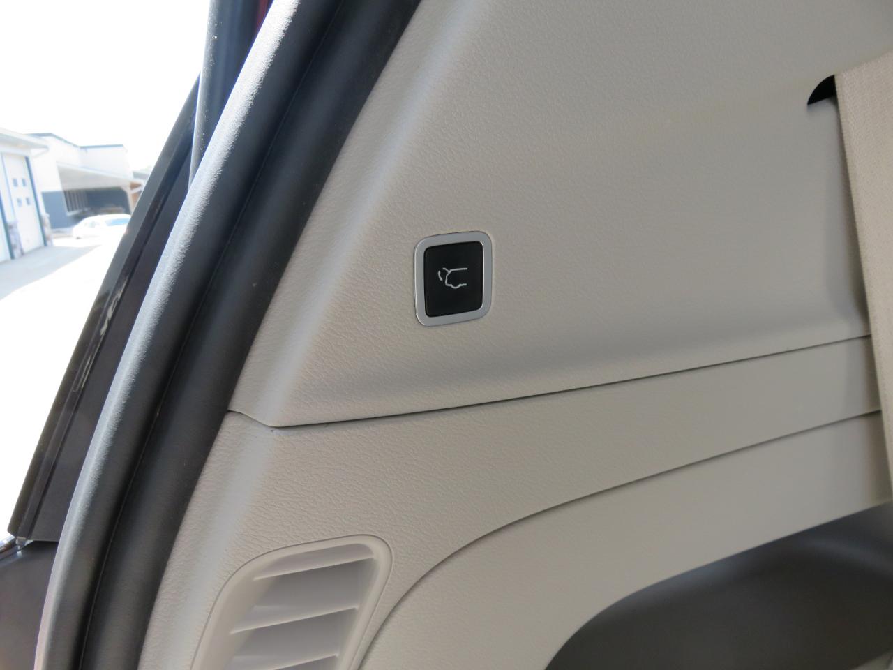 Chrysler Pacifica Touring-L Plus FWD 2017