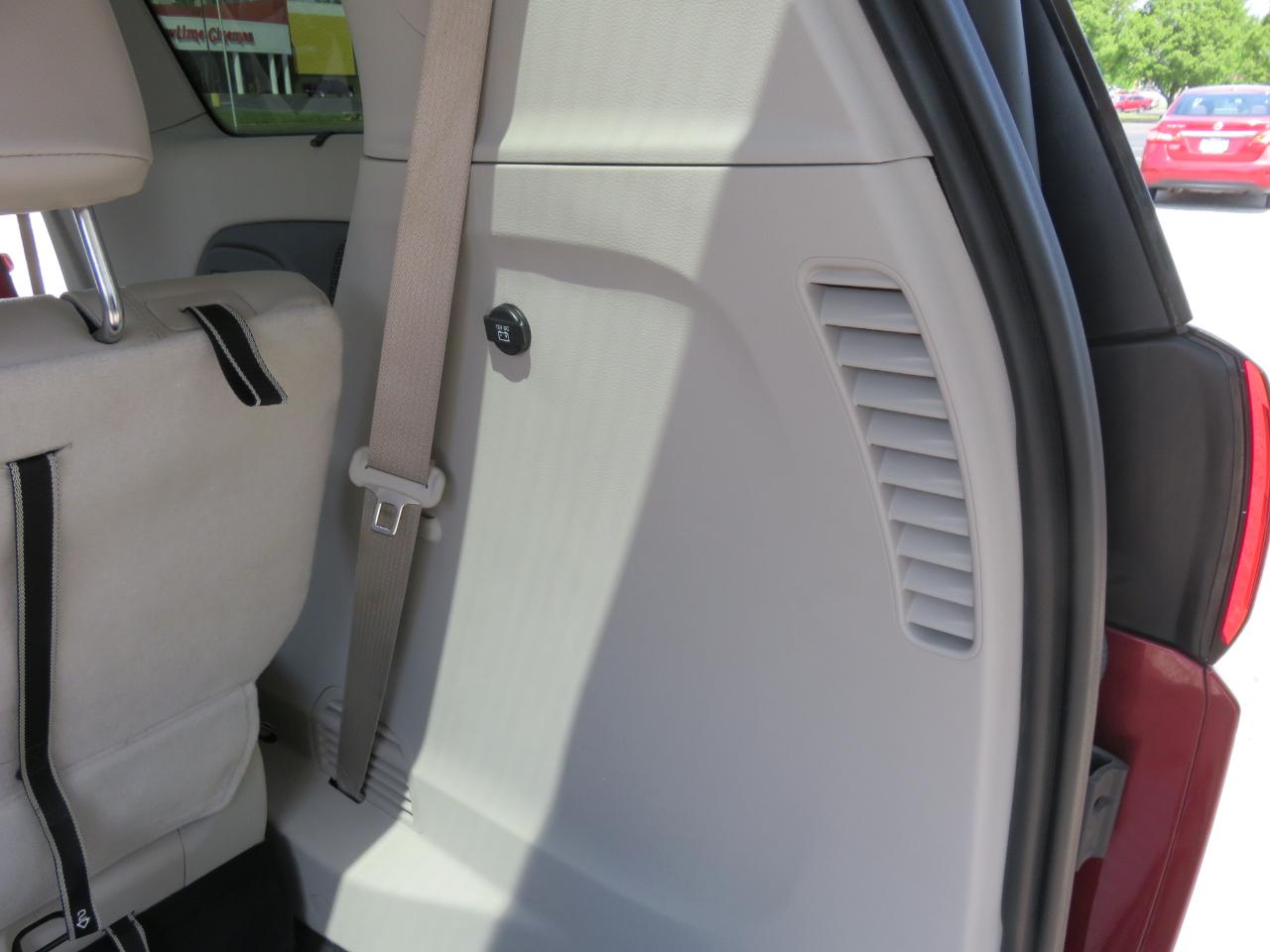 Chrysler Pacifica Touring-L Plus FWD 2017