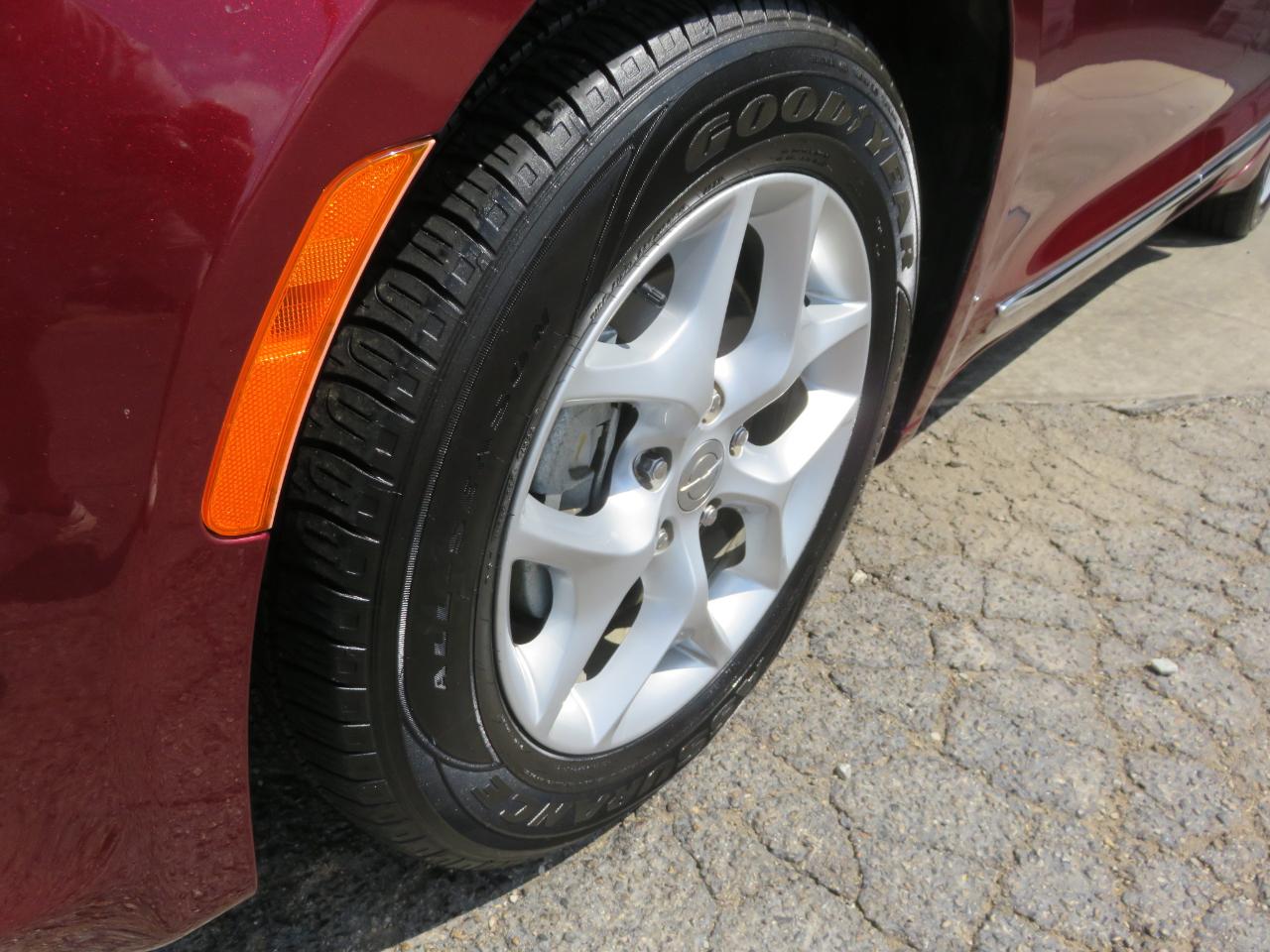 Chrysler Pacifica Touring-L Plus FWD 2017