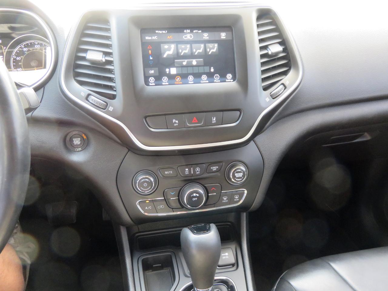Jeep Cherokee Altitude FWD 2021