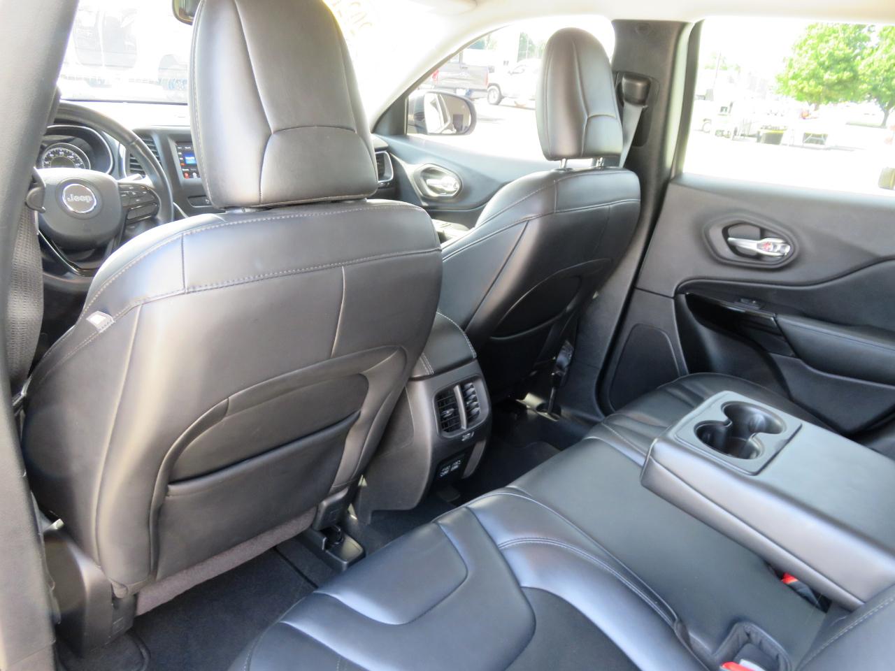 Jeep Cherokee Altitude FWD 2021