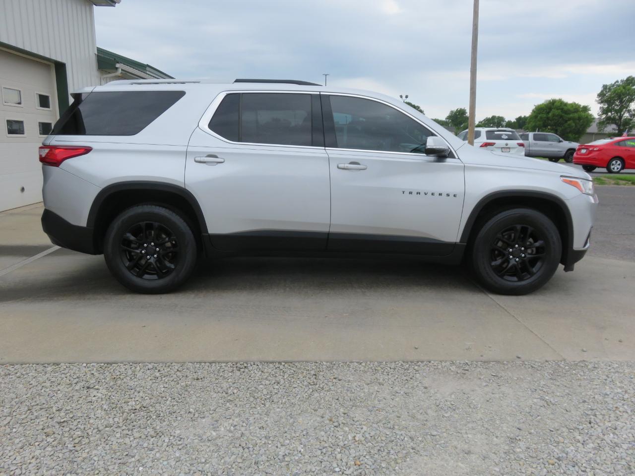 Chevrolet Traverse FWD 4dr LT Cloth w/1LT 2018