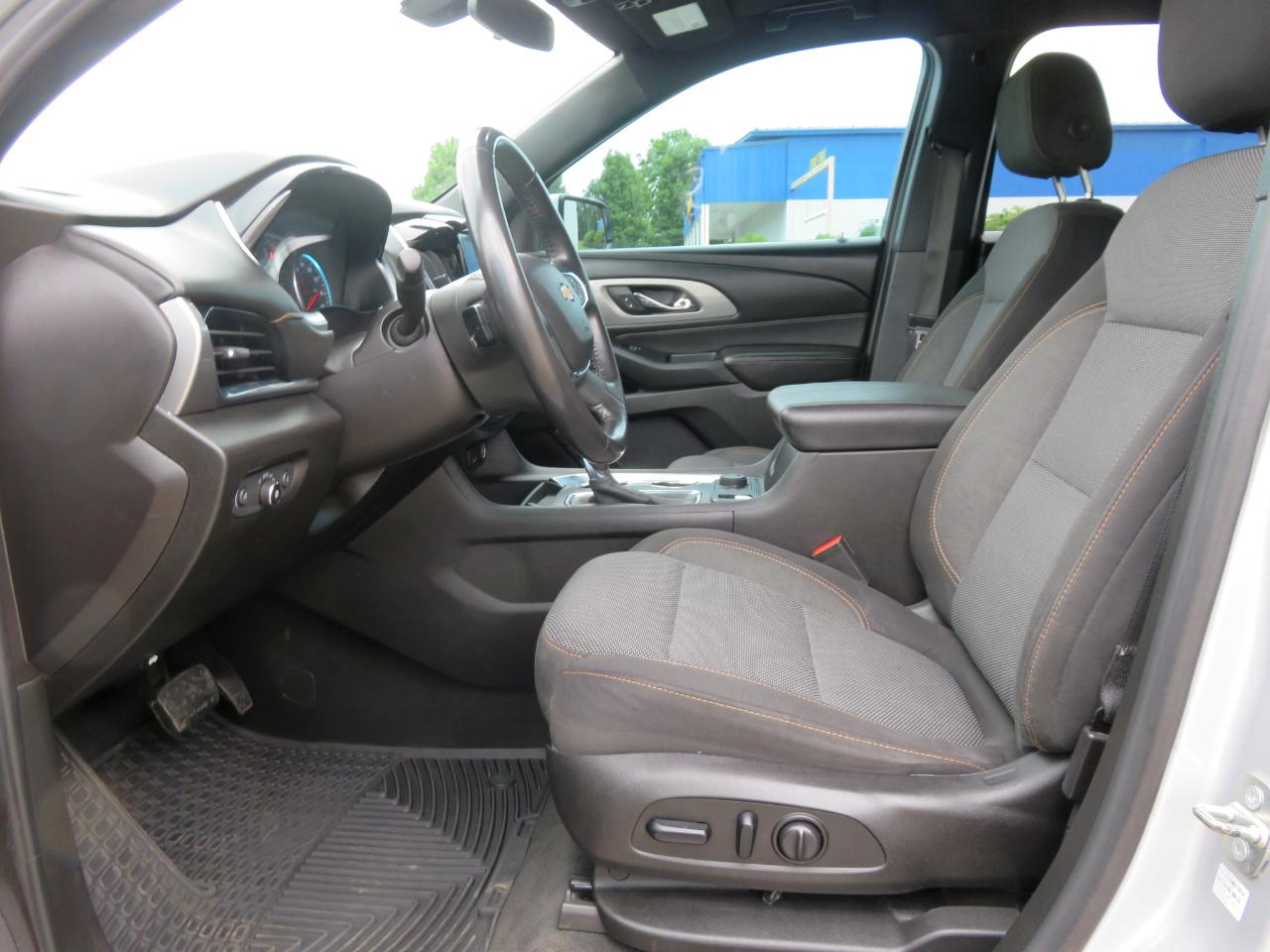 Chevrolet Traverse FWD 4dr LT Cloth w/1LT 2018