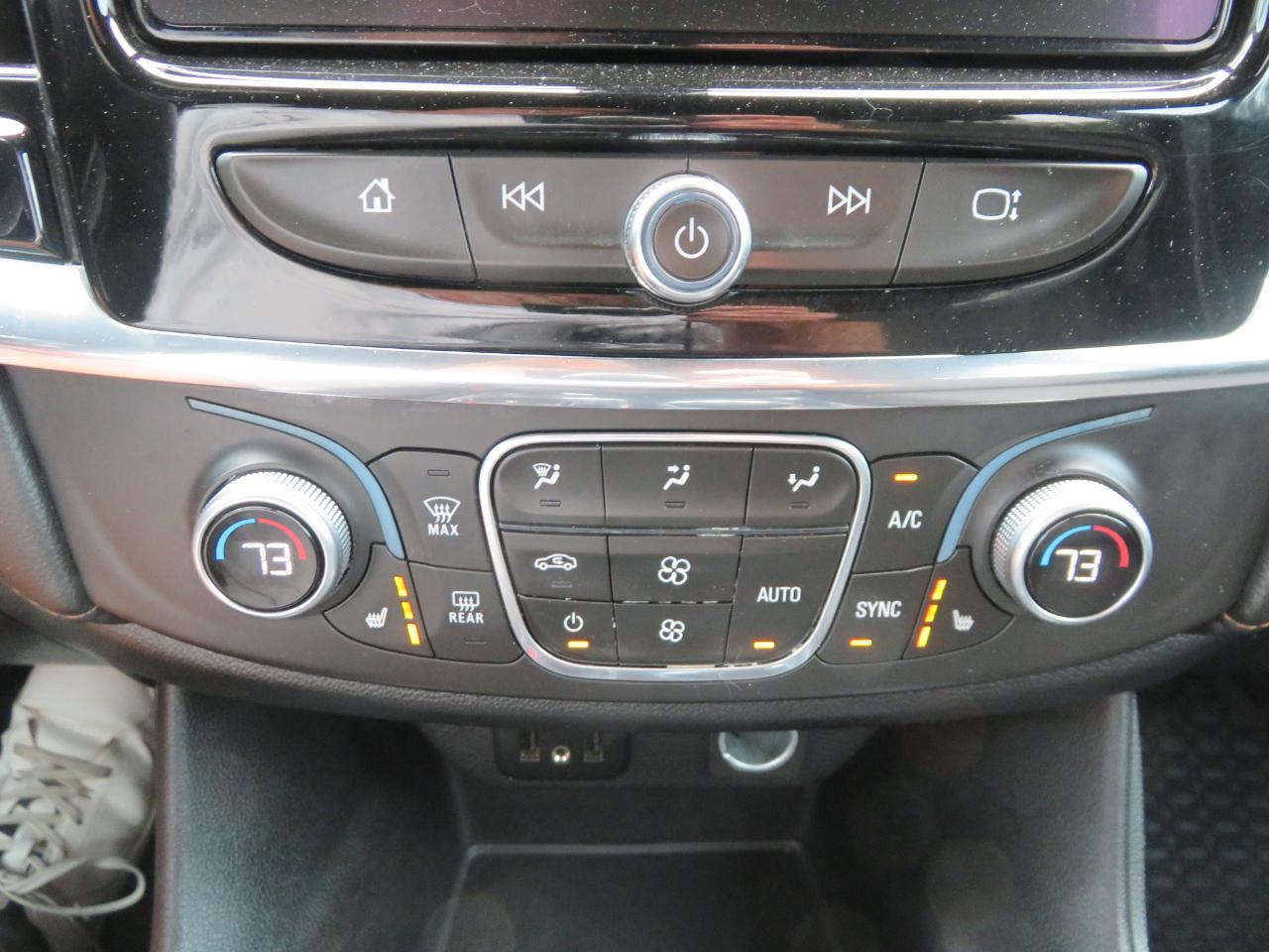 Chevrolet Traverse FWD 4dr LT Cloth w/1LT 2018
