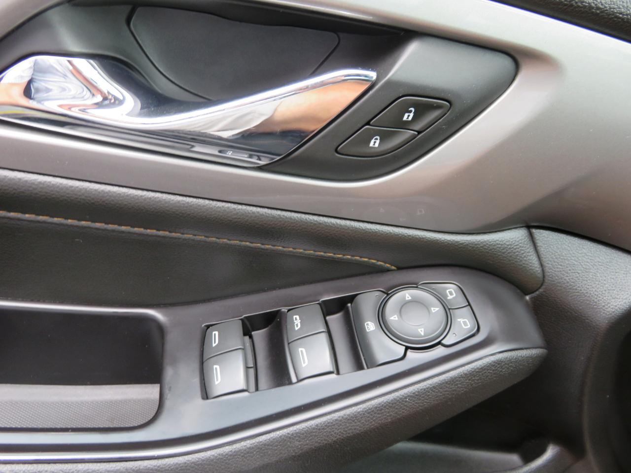 Chevrolet Traverse FWD 4dr LT Cloth w/1LT 2018
