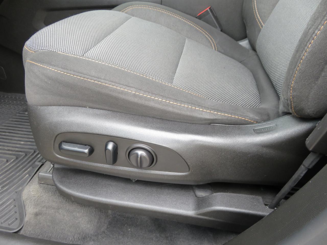 Chevrolet Traverse FWD 4dr LT Cloth w/1LT 2018