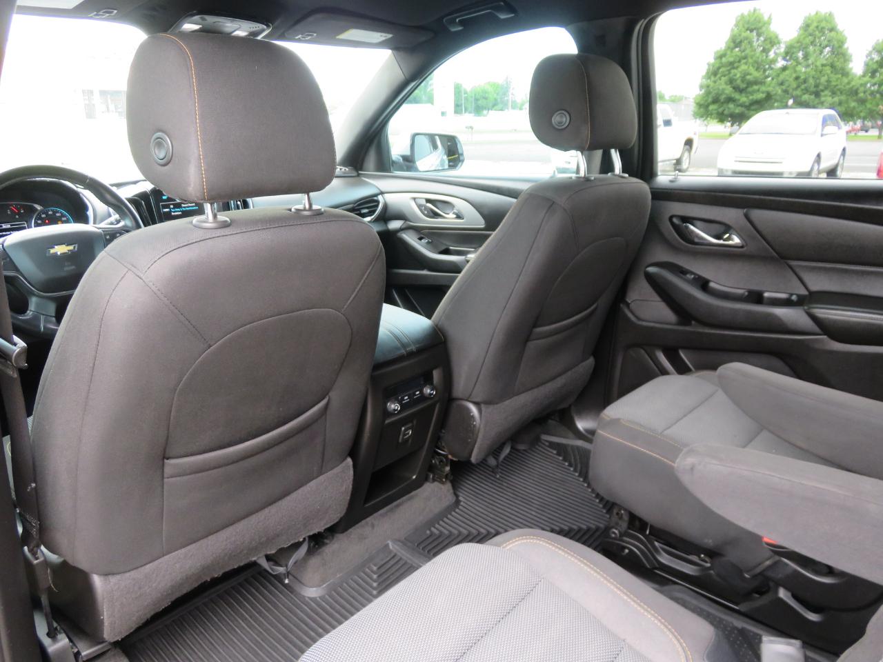 Chevrolet Traverse FWD 4dr LT Cloth w/1LT 2018