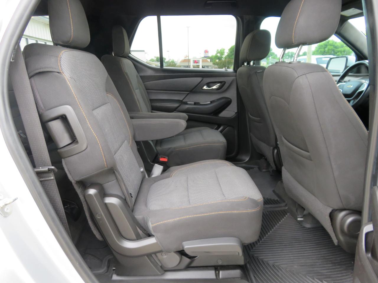 Chevrolet Traverse FWD 4dr LT Cloth w/1LT 2018