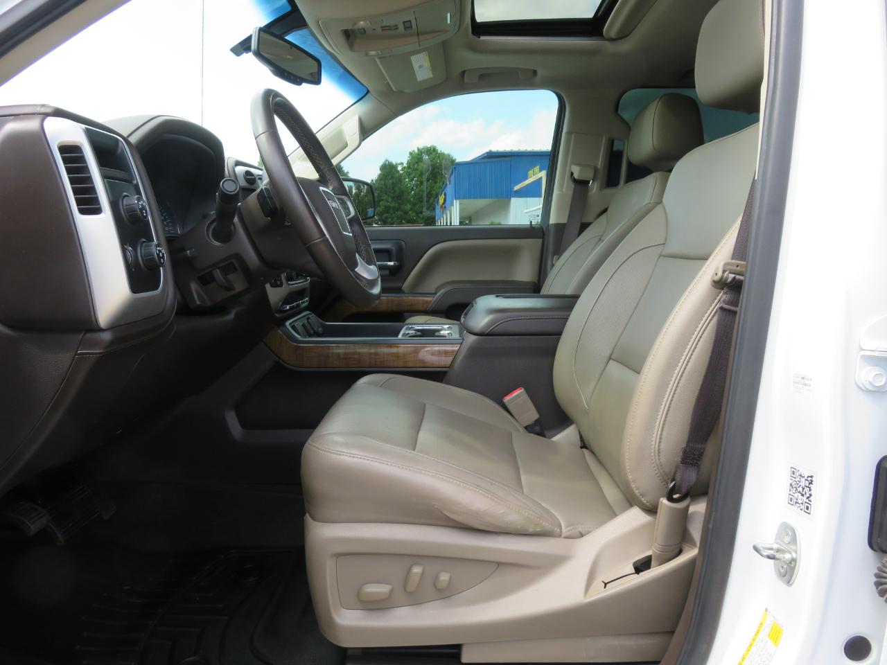 GMC Sierra 1500 4WD Crew Cab 143.5" SLT 2018